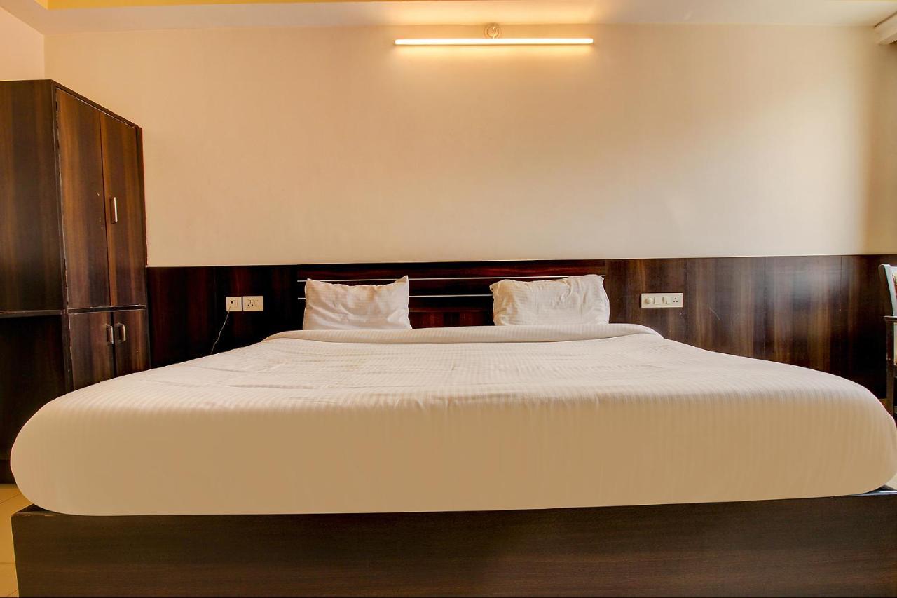 แคปิตัล โอ 9941 โฮเต็ล Ps แกรนด์ Hotel ลัคเนา ภายนอก รูปภาพ